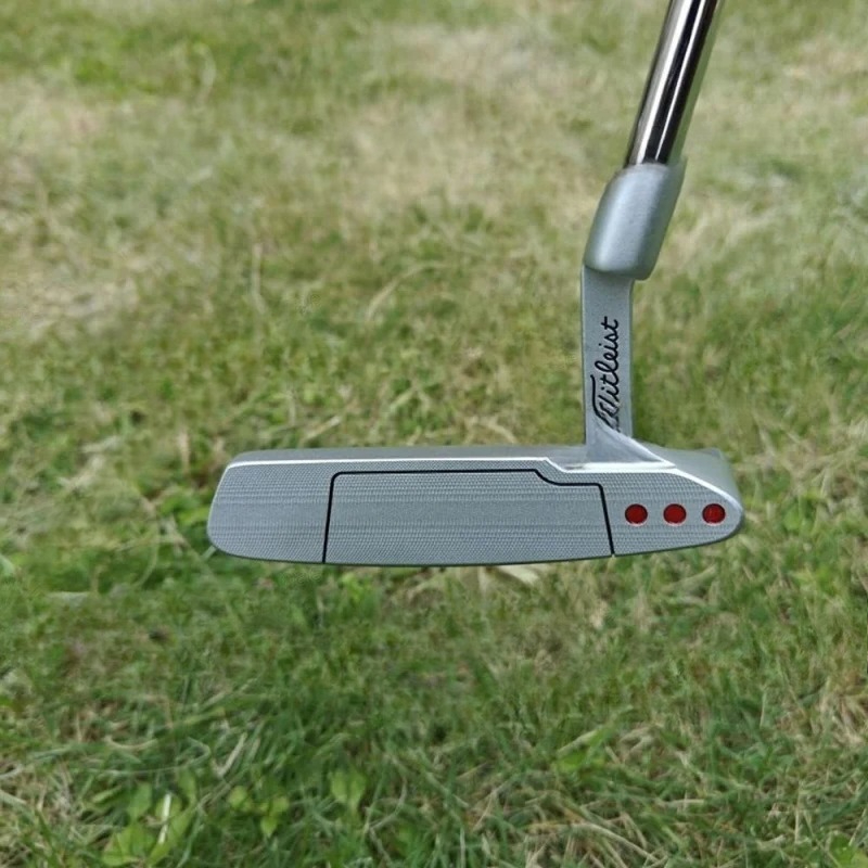 Mens Accessories Style - Gümüş Üç Noktalı Golf Atıcı Newport